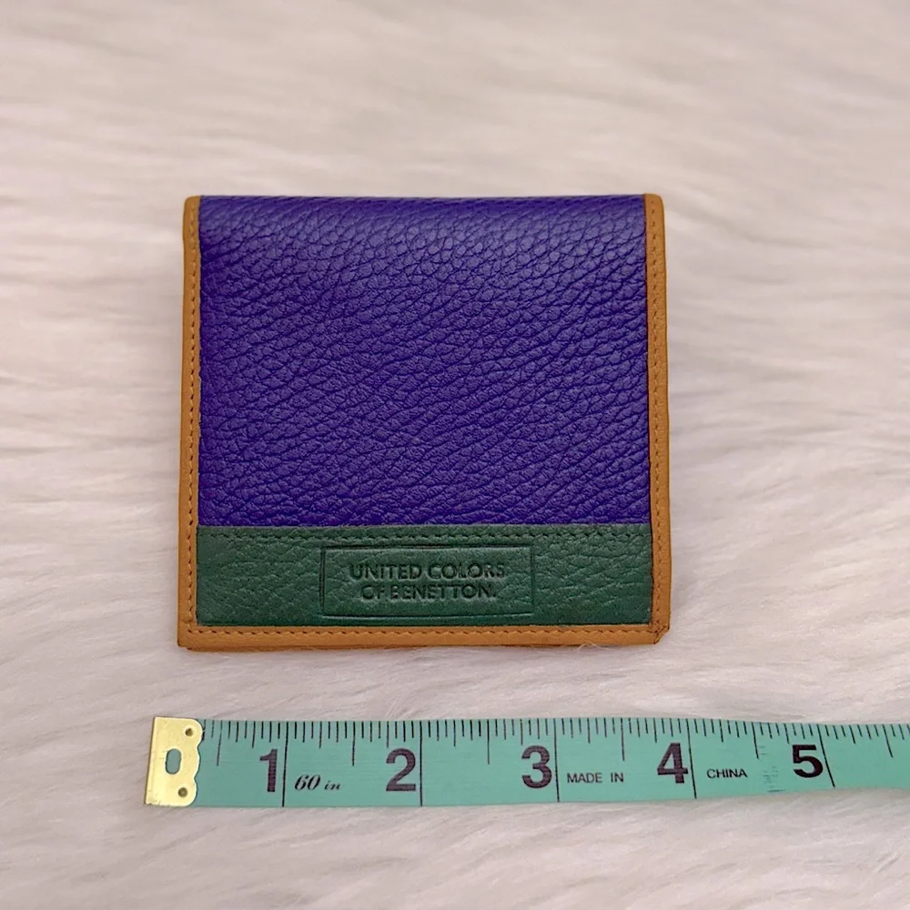 UNITED COLORS OF BENETTON - RED ORANGE YELLOW GREEN BLUE PURPLE BIFOLD WALLET